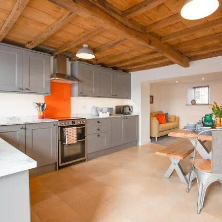3 Bed In Oc-ds1049 *
